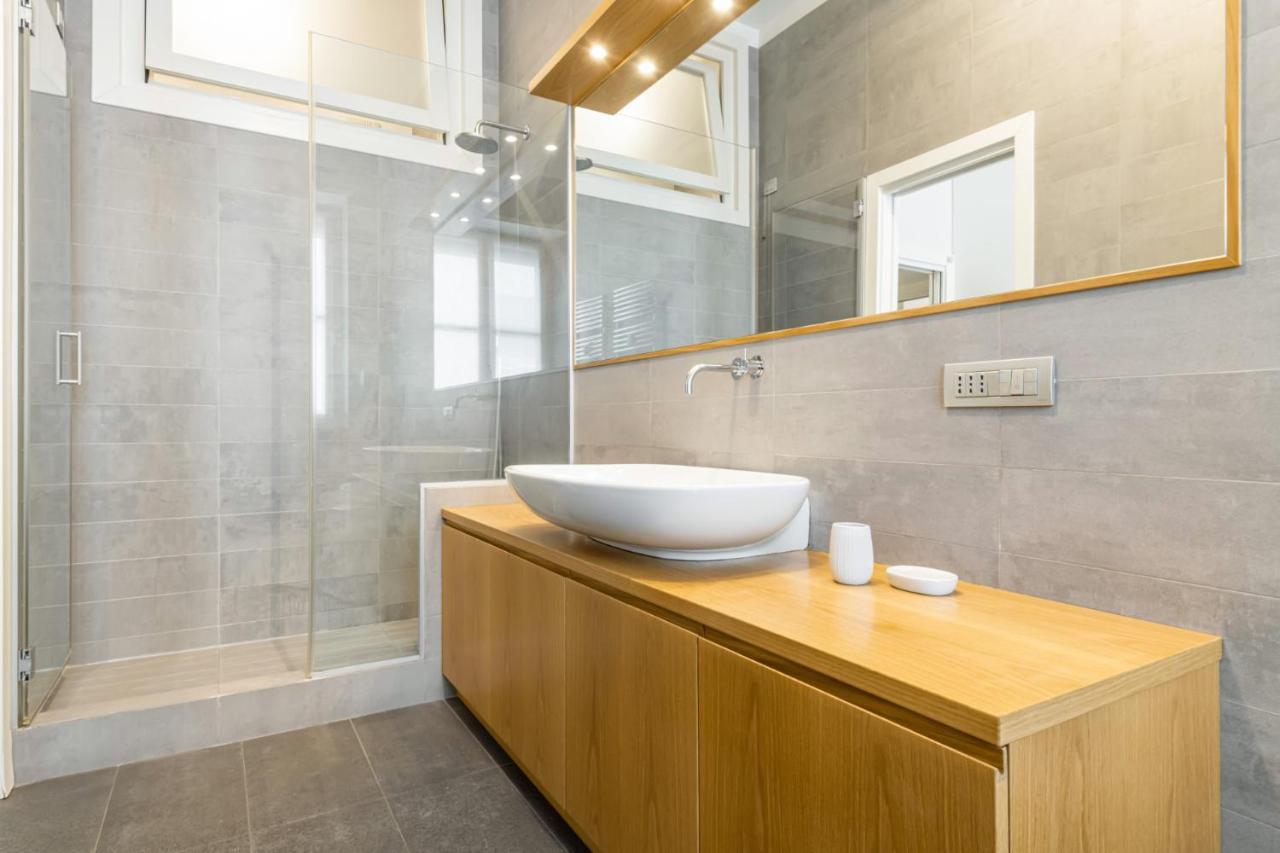 Apartmán Easylife - Elegante Dimora Due Passi Dal Duomo Milán Exteriér fotografie